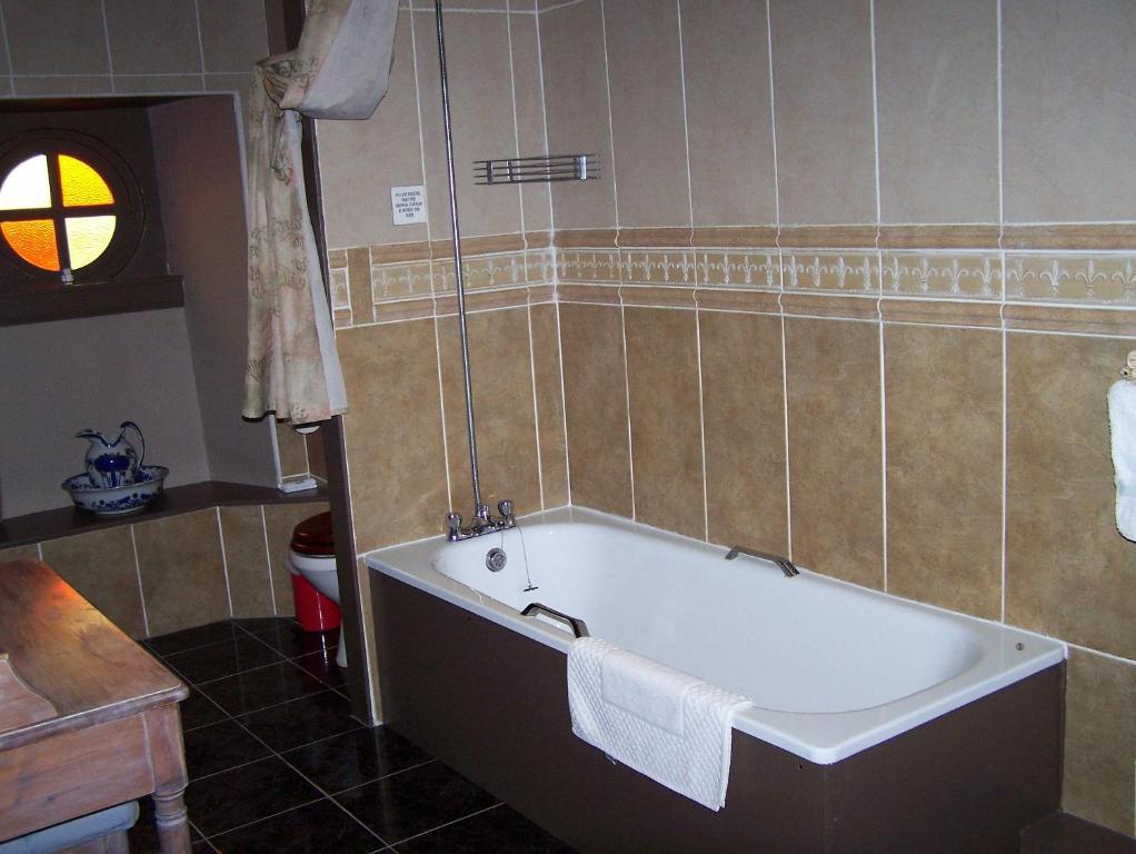 The Retreat Castle Bed & Breakfast Bonnyrigg Room photo