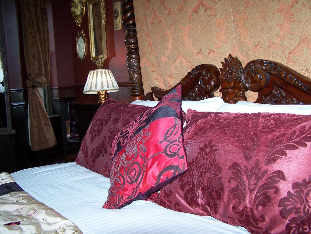 The Retreat Castle Bed & Breakfast Bonnyrigg Room photo