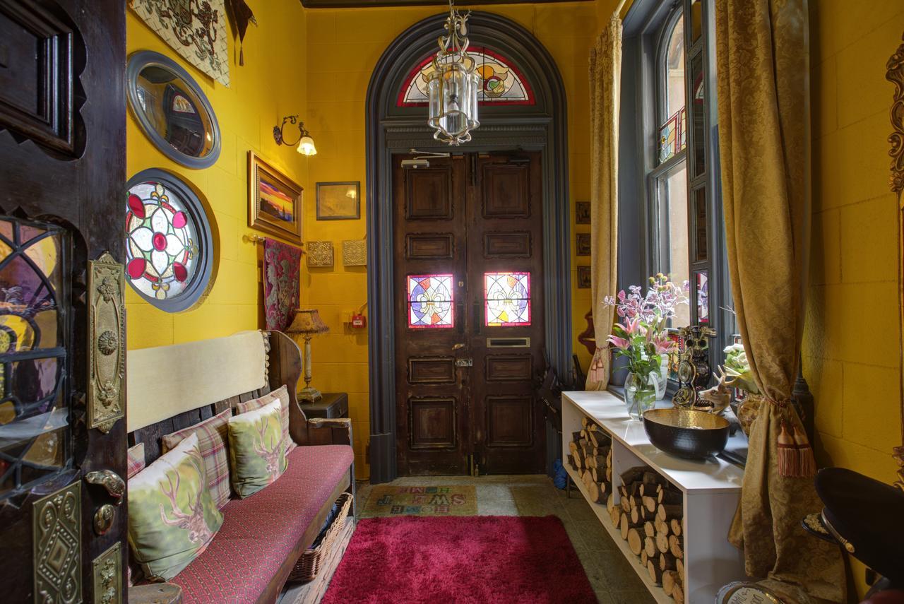 The Retreat Castle Bed & Breakfast Bonnyrigg Exterior photo